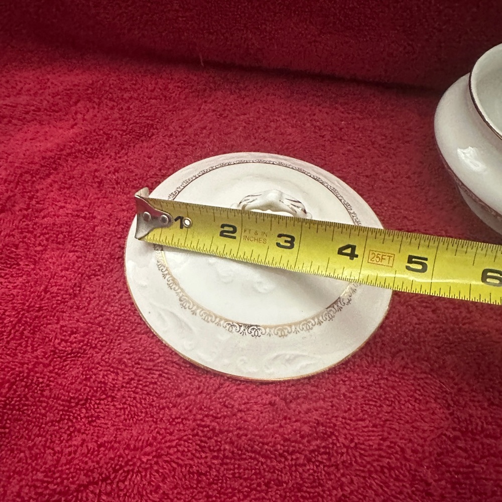 Edwin M. Knowles Sugar Bowl With Gold Trim - Picture 6 of 8